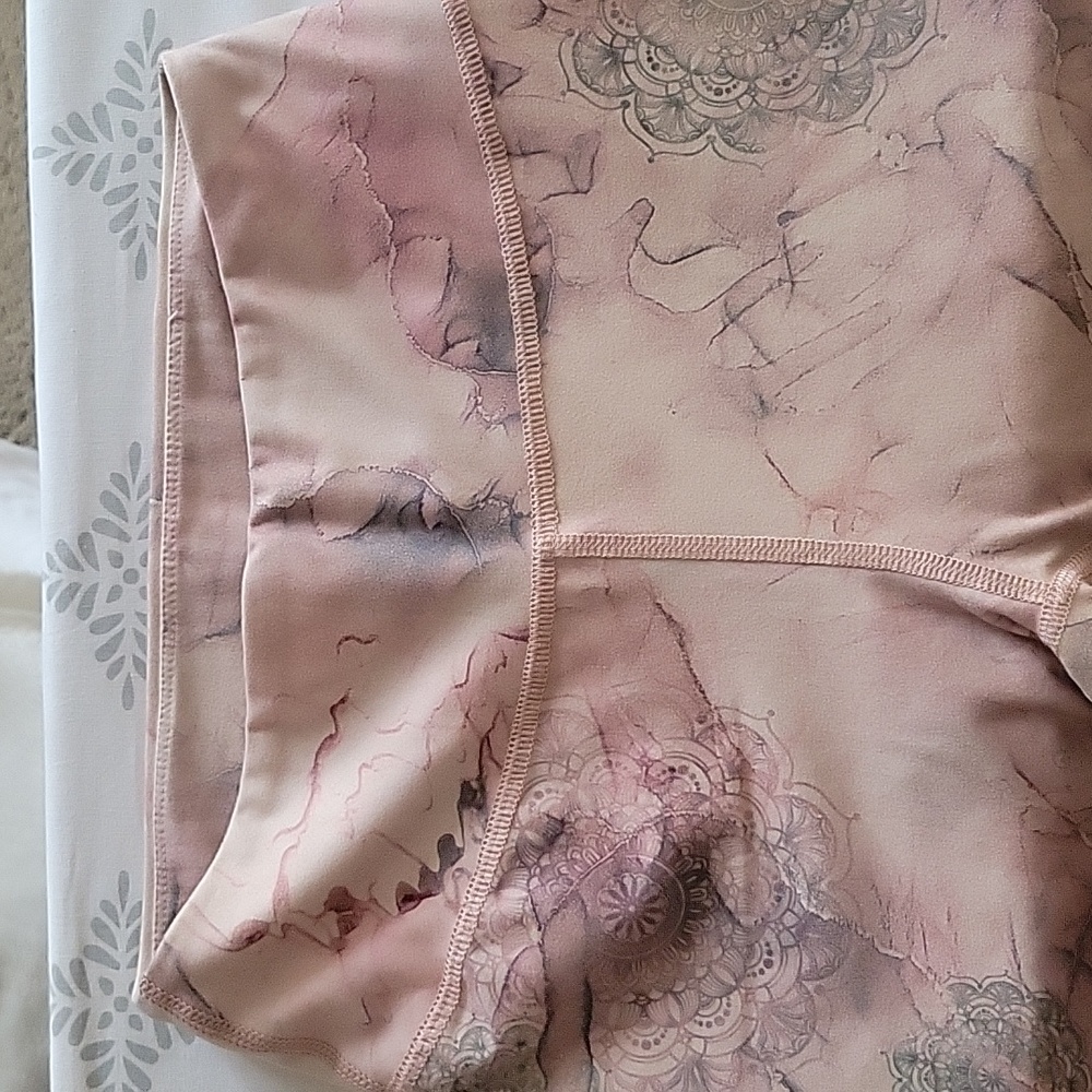 🌺3 For $10 Flexure Body Wear High Waisted Capri Yoga Fitness Leggings - Picture 3 of 9